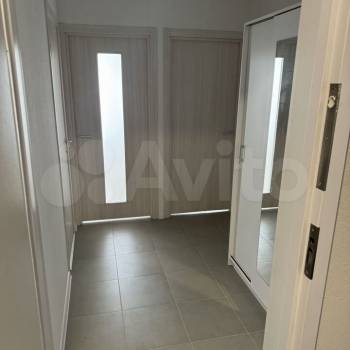 Продается 1-комнатная квартира, 32 м²
