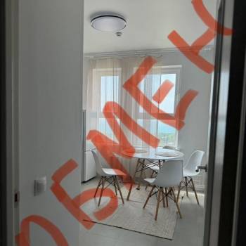 Продается 1-комнатная квартира, 32 м²