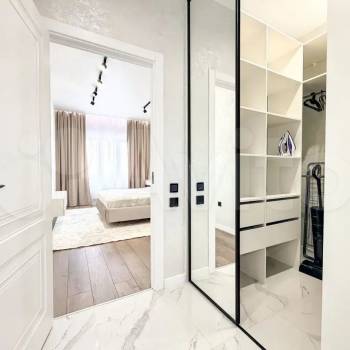 Сдается 2-х комнатная квартира, 75 м²