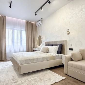 Сдается 2-х комнатная квартира, 75 м²