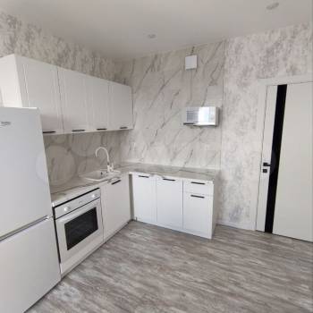 Продается 1-комнатная квартира, 41,8 м²