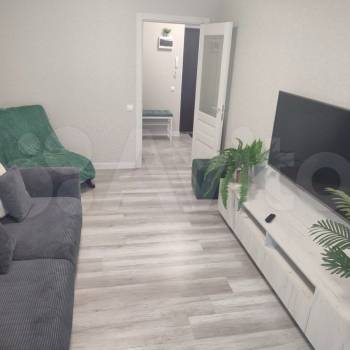 Продается 1-комнатная квартира, 46,5 м²