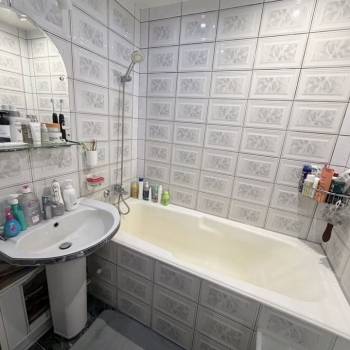 Продается 3-х комнатная квартира, 64 м²