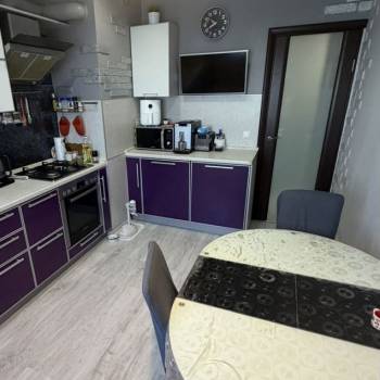 Продается 3-х комнатная квартира, 64 м²