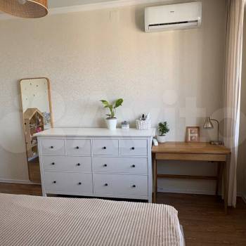 Продается 1-комнатная квартира, 48,4 м²