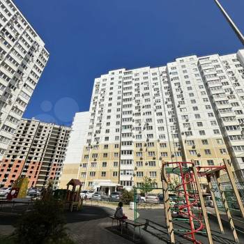 Сдается 1-комнатная квартира, 37,9 м²