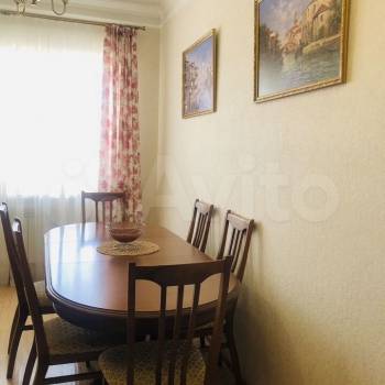 Сдается Дом, 240 м²