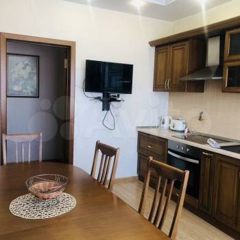 Сдается Дом, 240 м²