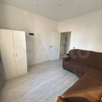 Сдается 1-комнатная квартира, 38 м²