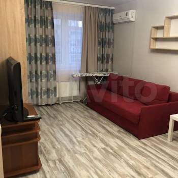 Сдается 1-комнатная квартира, 38 м²