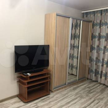 Сдается 1-комнатная квартира, 38 м²