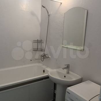 Сдается Многокомнатная квартира, 90 м²