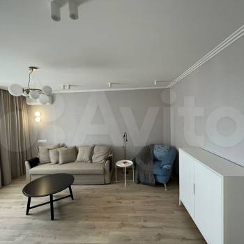 Сдается 1-комнатная квартира, 45,5 м²