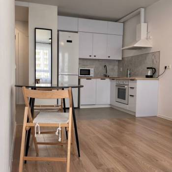 Продается 1-комнатная квартира, 36 м²