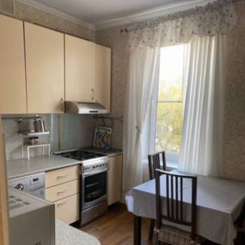 Сдается Многокомнатная квартира, 70 м²