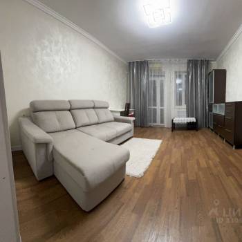 Сдается Многокомнатная квартира, 70 м²