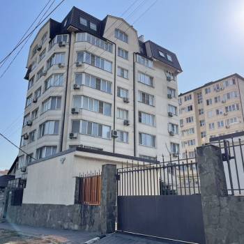 Сдается 2-х комнатная квартира, 78 м²