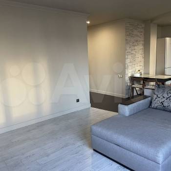 Сдается 2-х комнатная квартира, 78 м²