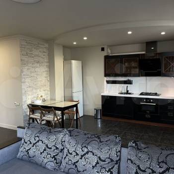 Сдается 2-х комнатная квартира, 78 м²