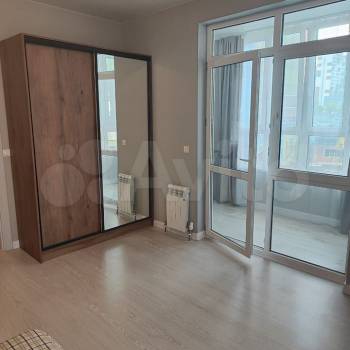 Сдается 1-комнатная квартира, 43 м²
