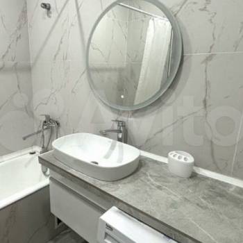 Продается 1-комнатная квартира, 40,6 м²