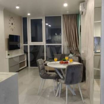 Сдается 1-комнатная квартира, 45 м²