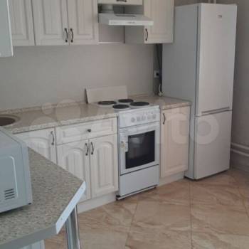 Сдается 1-комнатная квартира, 40 м²