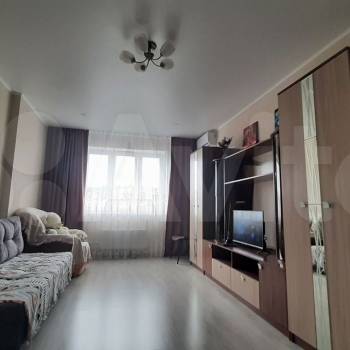 Сдается 1-комнатная квартира, 40 м²