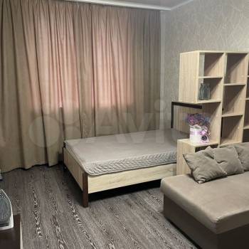 Сдается 1-комнатная квартира, 40 м²