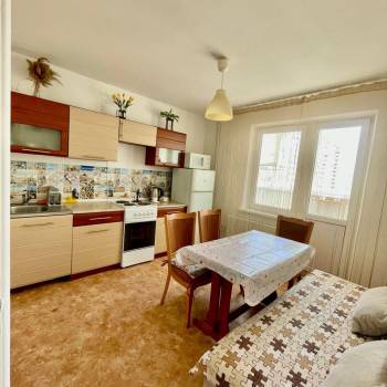 Сдается 1-комнатная квартира, 37 м²