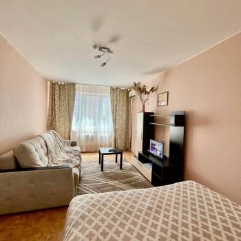 Сдается 1-комнатная квартира, 37 м²