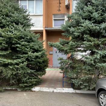 Продается 1-комнатная квартира, 50,1 м²