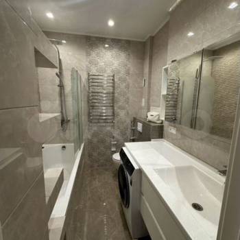 Сдается 2-х комнатная квартира, 105 м²