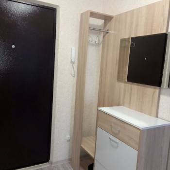 Продается 1-комнатная квартира, 39 м²