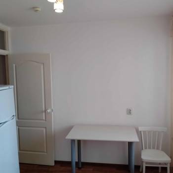 Продается 1-комнатная квартира, 37,5 м²
