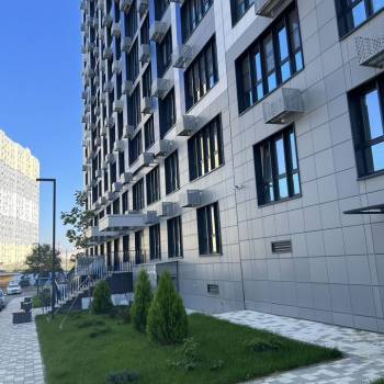 Продается 1-комнатная квартира, 40 м²
