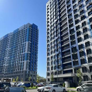 Продается 1-комнатная квартира, 40 м²