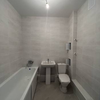 Продается 1-комнатная квартира, 40 м²