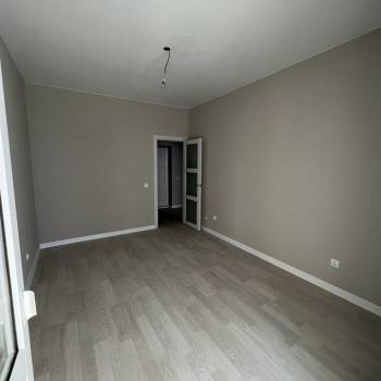 Продается 1-комнатная квартира, 40 м²