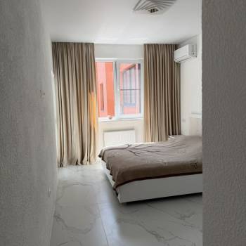 Продается 1-комнатная квартира, 47,7 м²
