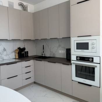 Продается 1-комнатная квартира, 47,7 м²