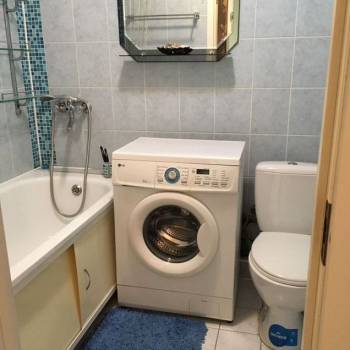 Продается 1-комнатная квартира, 35 м²