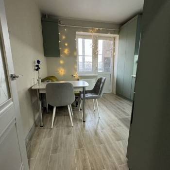 Продается 1-комнатная квартира, 35 м²