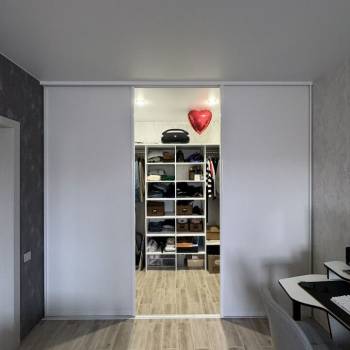 Продается 1-комнатная квартира, 35 м²
