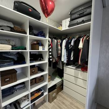 Продается 1-комнатная квартира, 35 м²