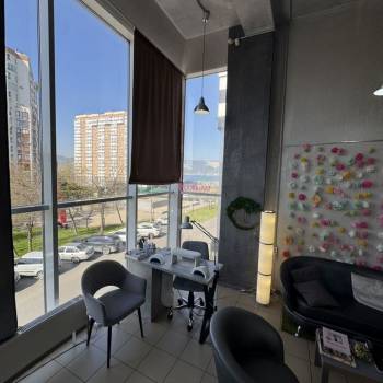 Сдается Нежилое помещение, 160 м²