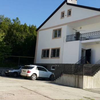 Продается Дом, 350 м²