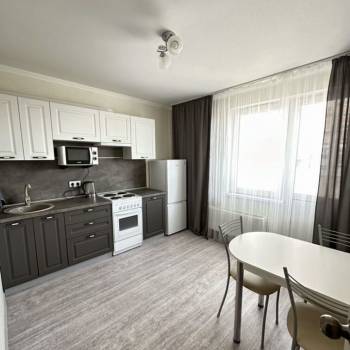 Сдается 1-комнатная квартира, 36 м²