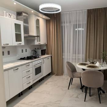 Сдается Многокомнатная квартира, 64 м²