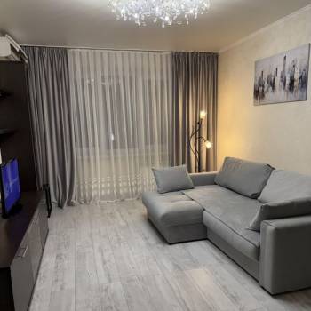 Сдается Многокомнатная квартира, 64 м²